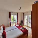 Andre Apartment